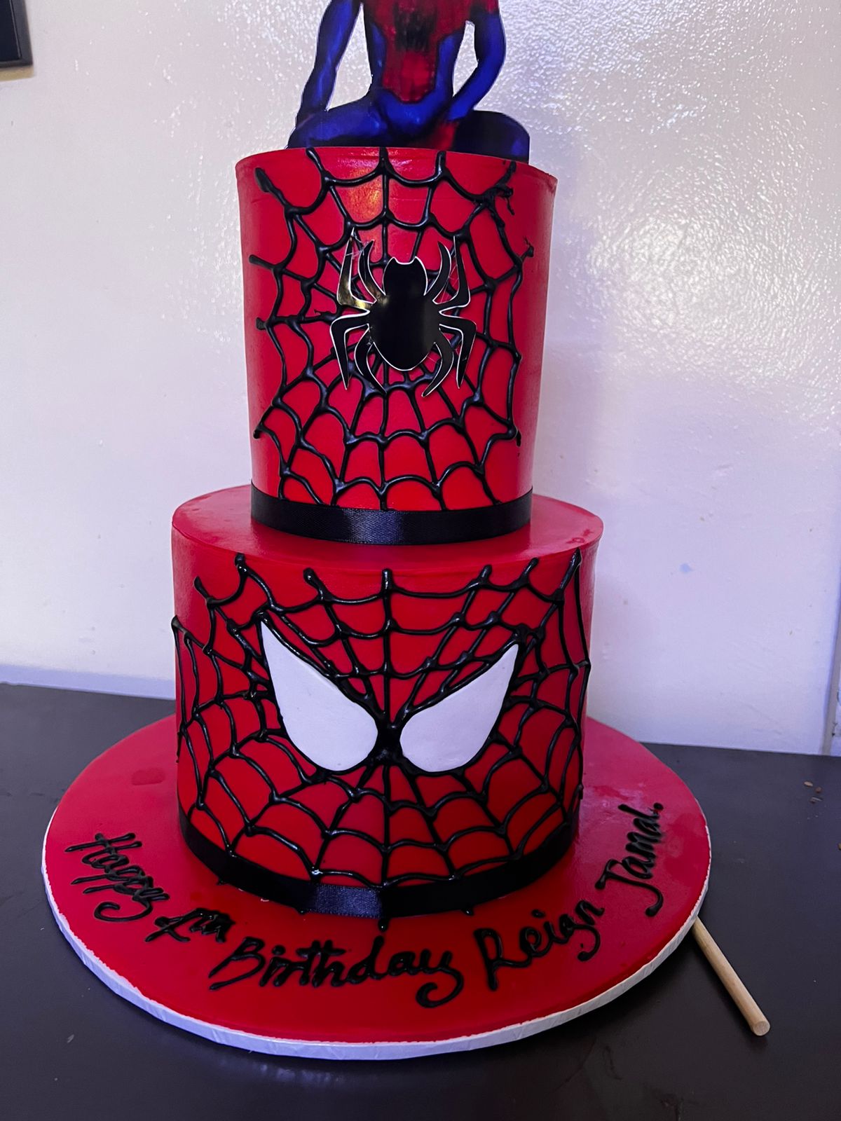 Spiderman cake 2kgs